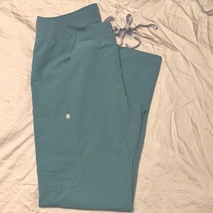 Figs Medium Hydrogreen Kade scrub pants